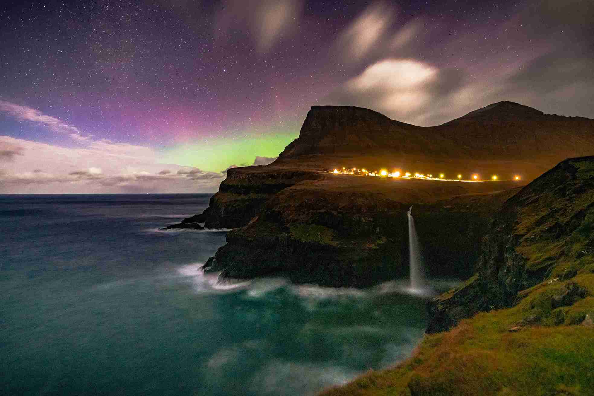 Discovering the Northern Lights: Where to Fly from the UK This Winter