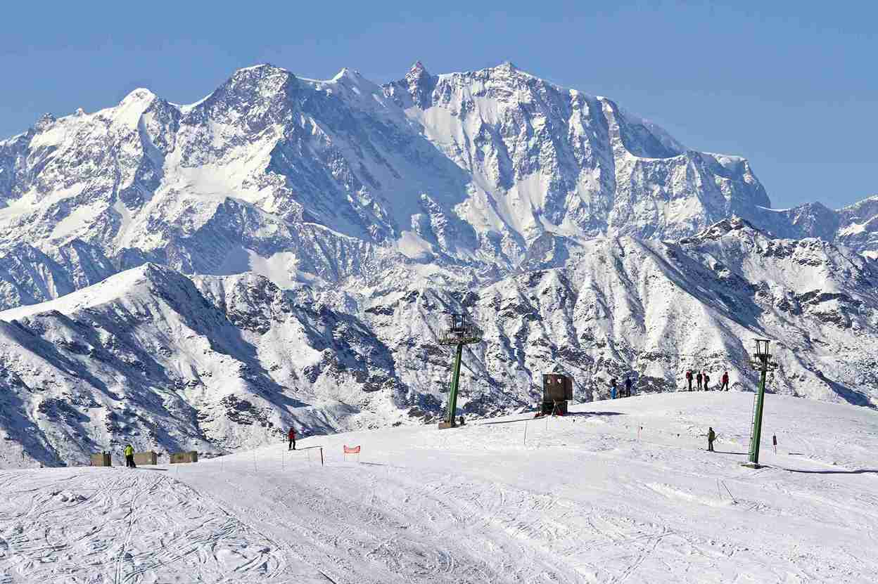 Top Budget-Friendly Ski Destinations